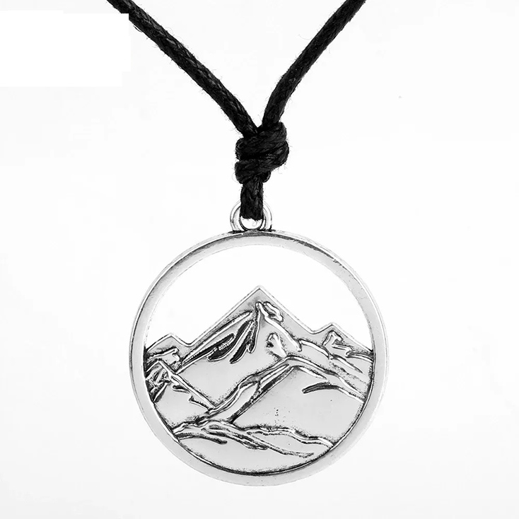 Ювелирное украшение с туристическим дизайном | Подарки мужчине для активного отдыха